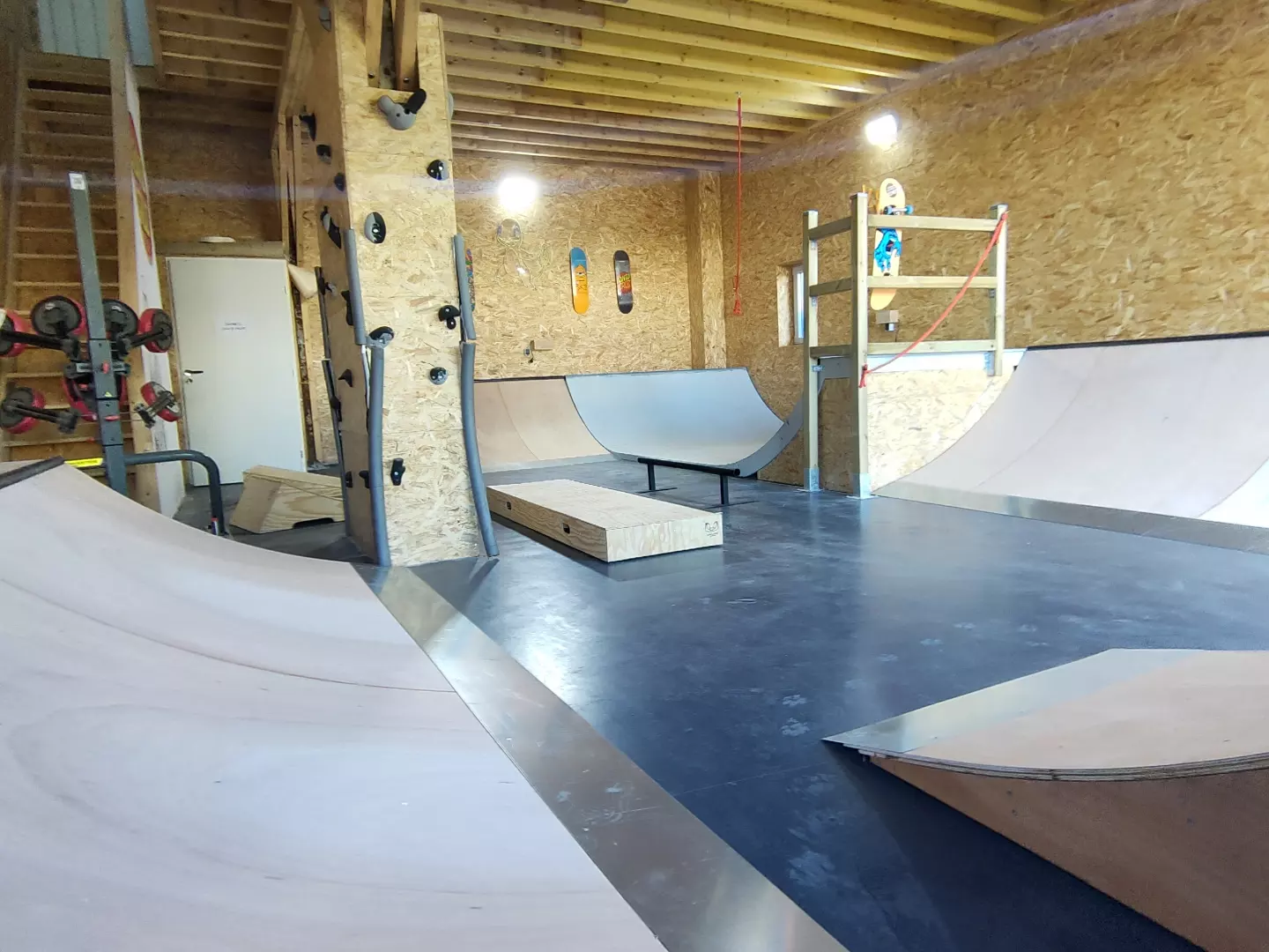 skateparks rampes modules de skate sur-mesure skatepark bois rampe skate